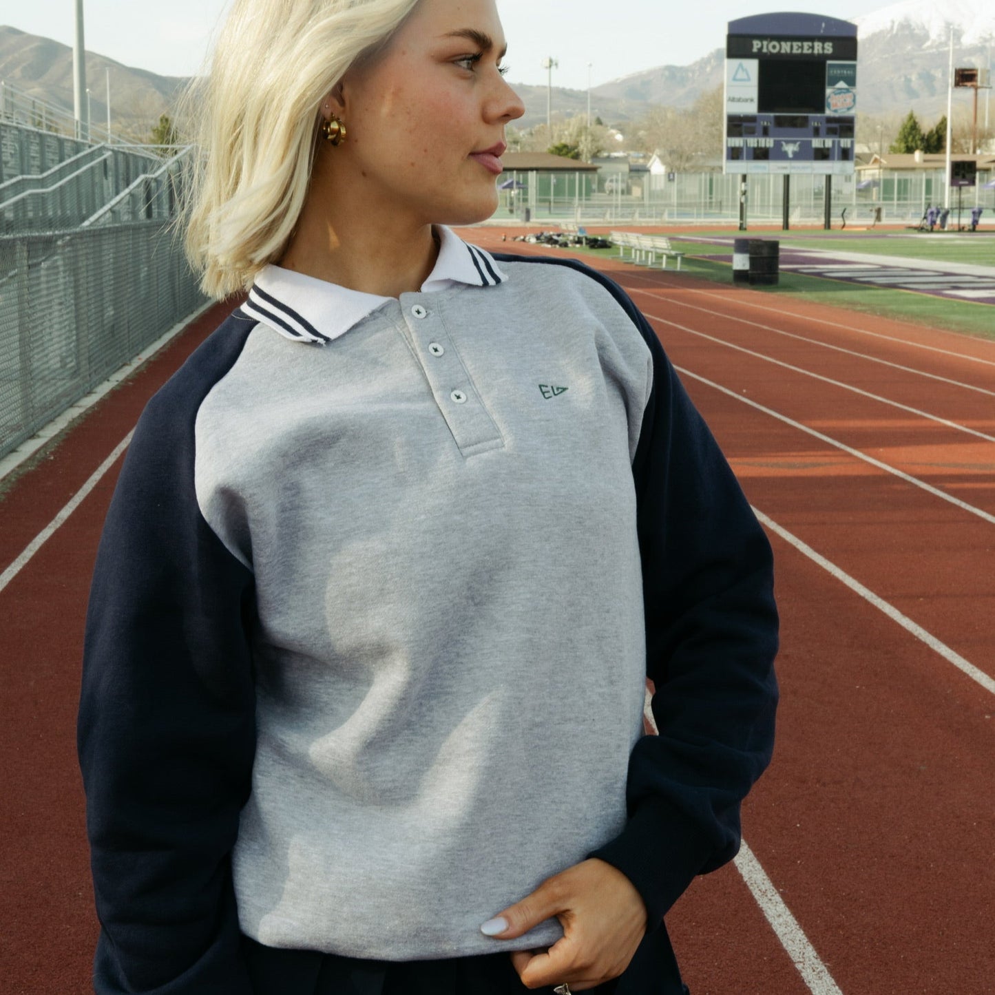 EG Color block collared sweatshirt