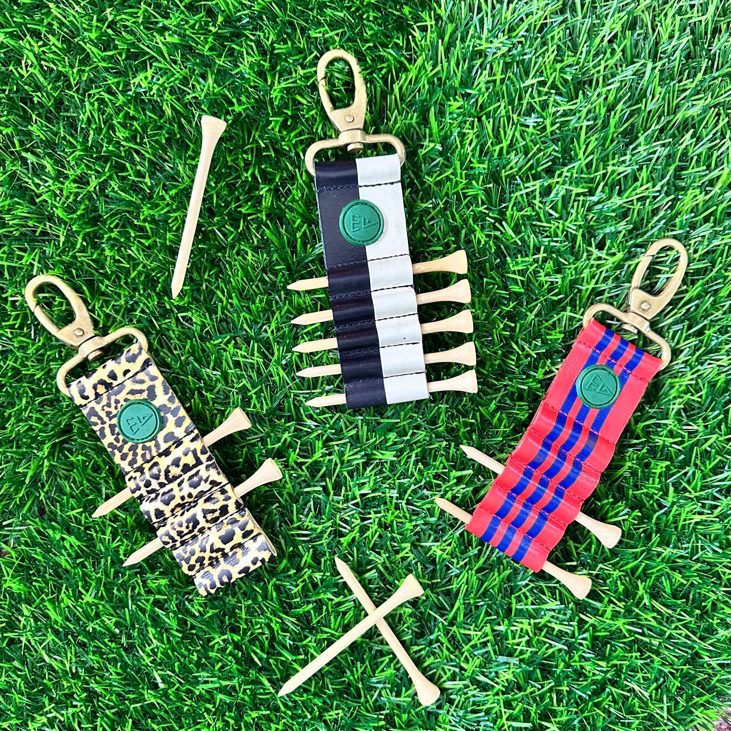 Tee holder