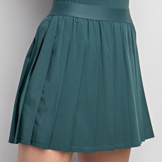 Woven pleated skirt