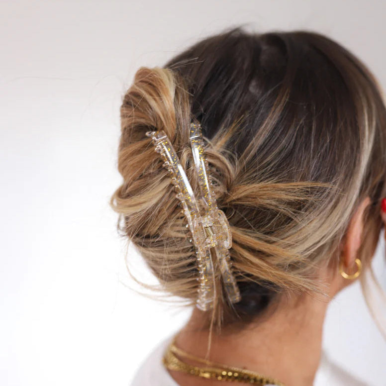 Hold everything hair claw