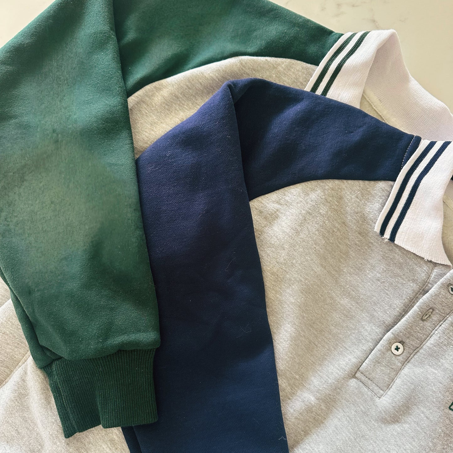 EG Color block collared sweatshirt