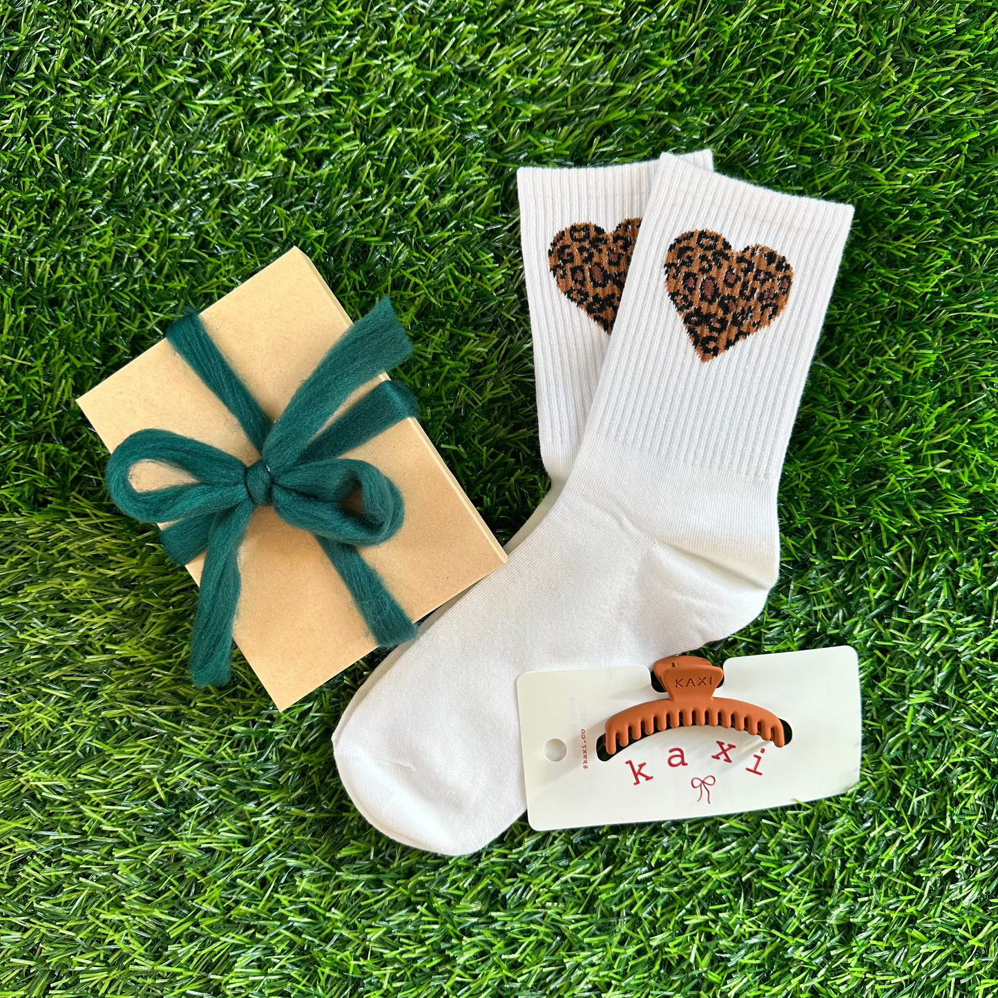 Gift set with cheetah heart socks and mini hold-everything hair claw