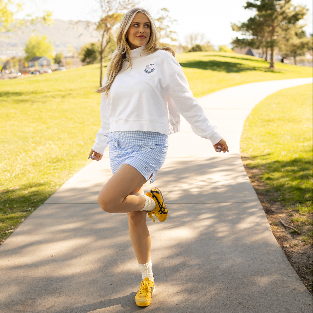 EG cropped mock neck sweatshirt