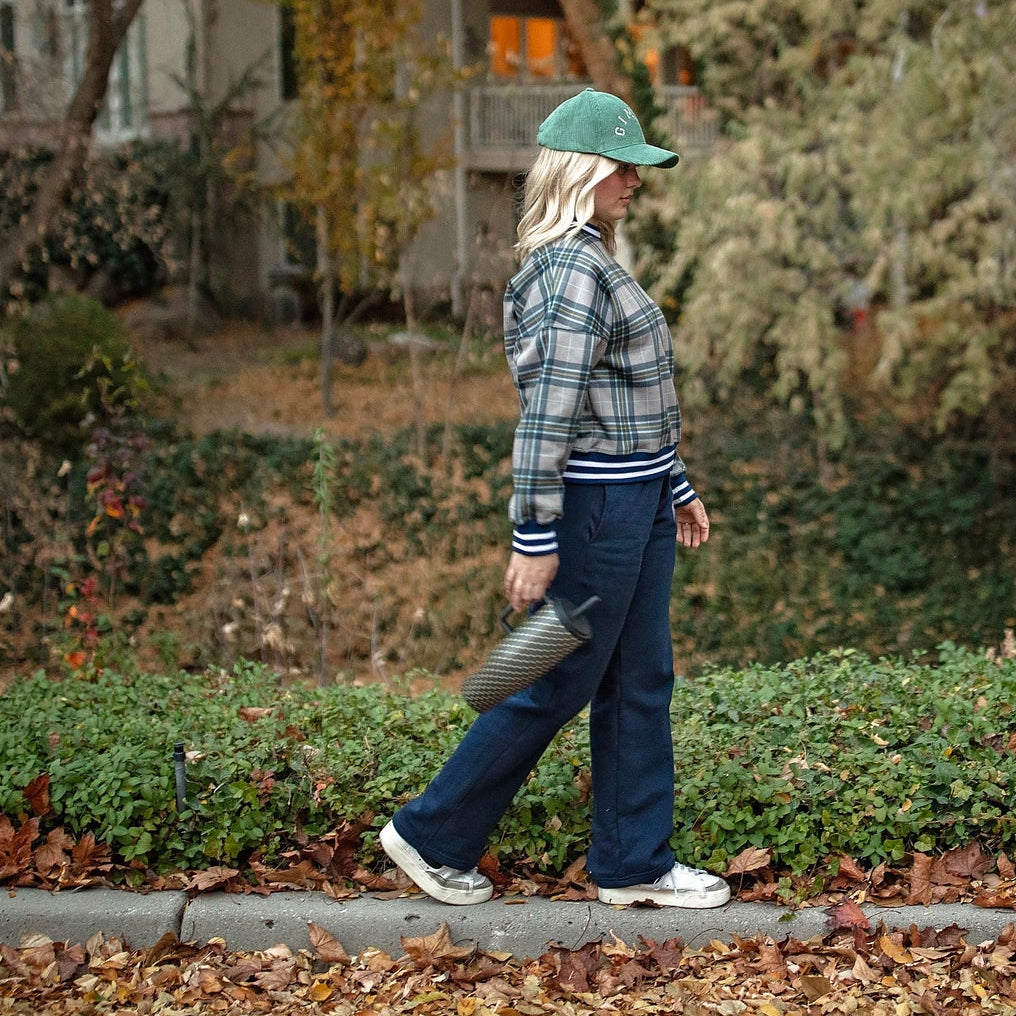 EG cropped sweatshirt (limited edition plaid)